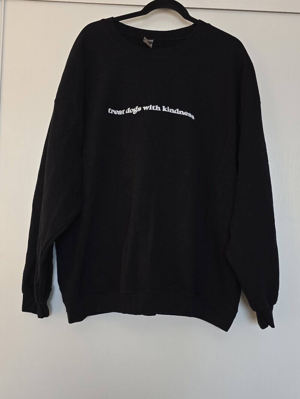 Gildan - (Plus-Size) Unisex Treat Dogs With Kindness Pullover Crewneck Sweater